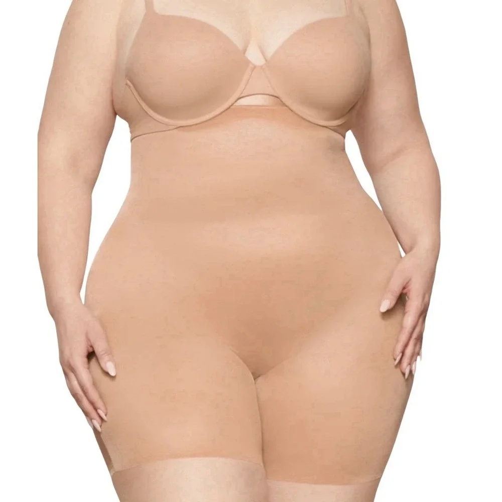 Skims Simply Bare High Waist Shorts- NEW - Clay - XXS